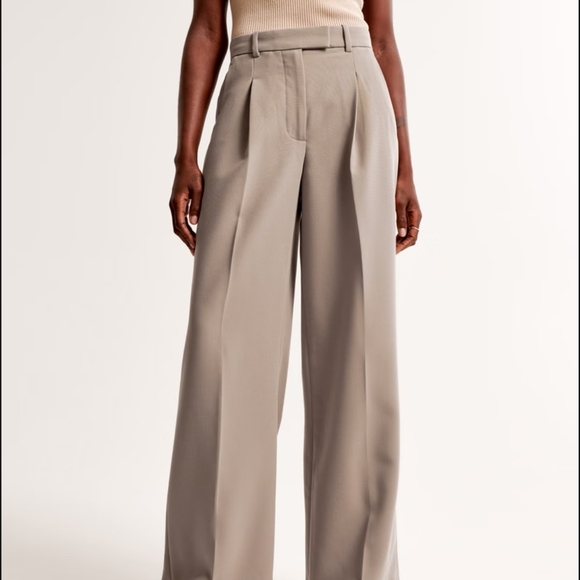 Abercrombie & Fitch Pants - NWT A&F Harper Tailored Ultra Wide Leg Pant Size 12